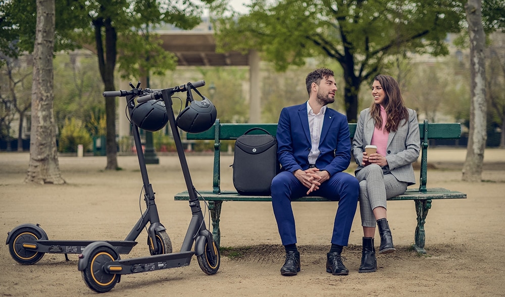 G30_Lifestyle_Couple_Paris_Homepage-copy_c7317bf9.jpg