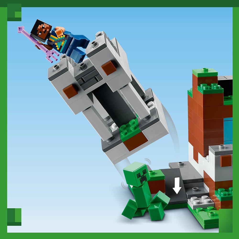 LEGO Minecraft: Avanpostul sabiei 21244, 8 ani+, 427 piese
