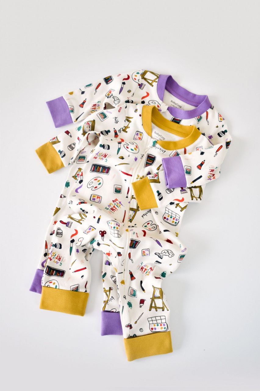 Set 2 salopetele cu maneca lunga si panataloni lungi cu fermoar BabyCosy, 100% bumbac organic, galben si mov, 18-24 Luni