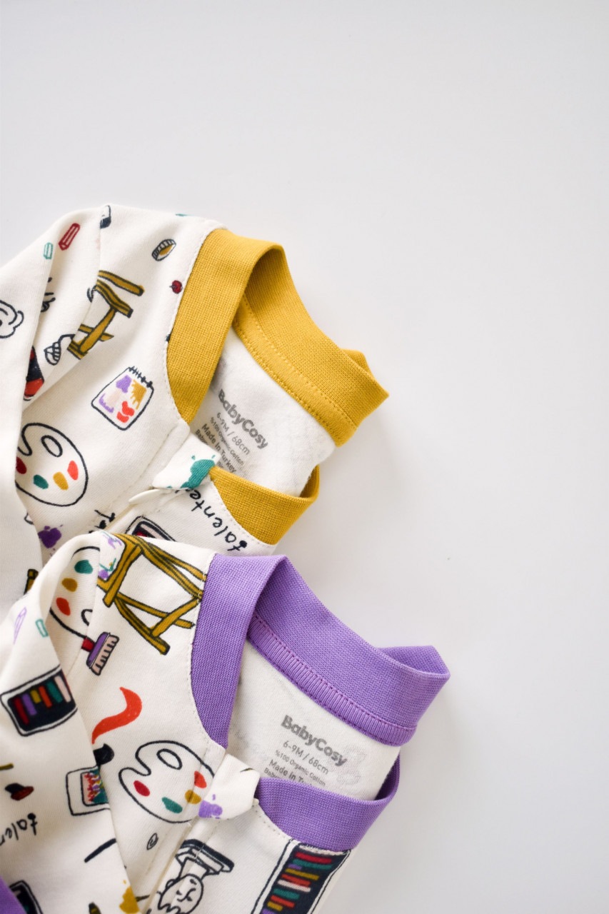 Set 2 salopetele cu maneca lunga si panataloni lungi cu fermoar BabyCosy, 100% bumbac organic, galben si mov, 18-24 Luni