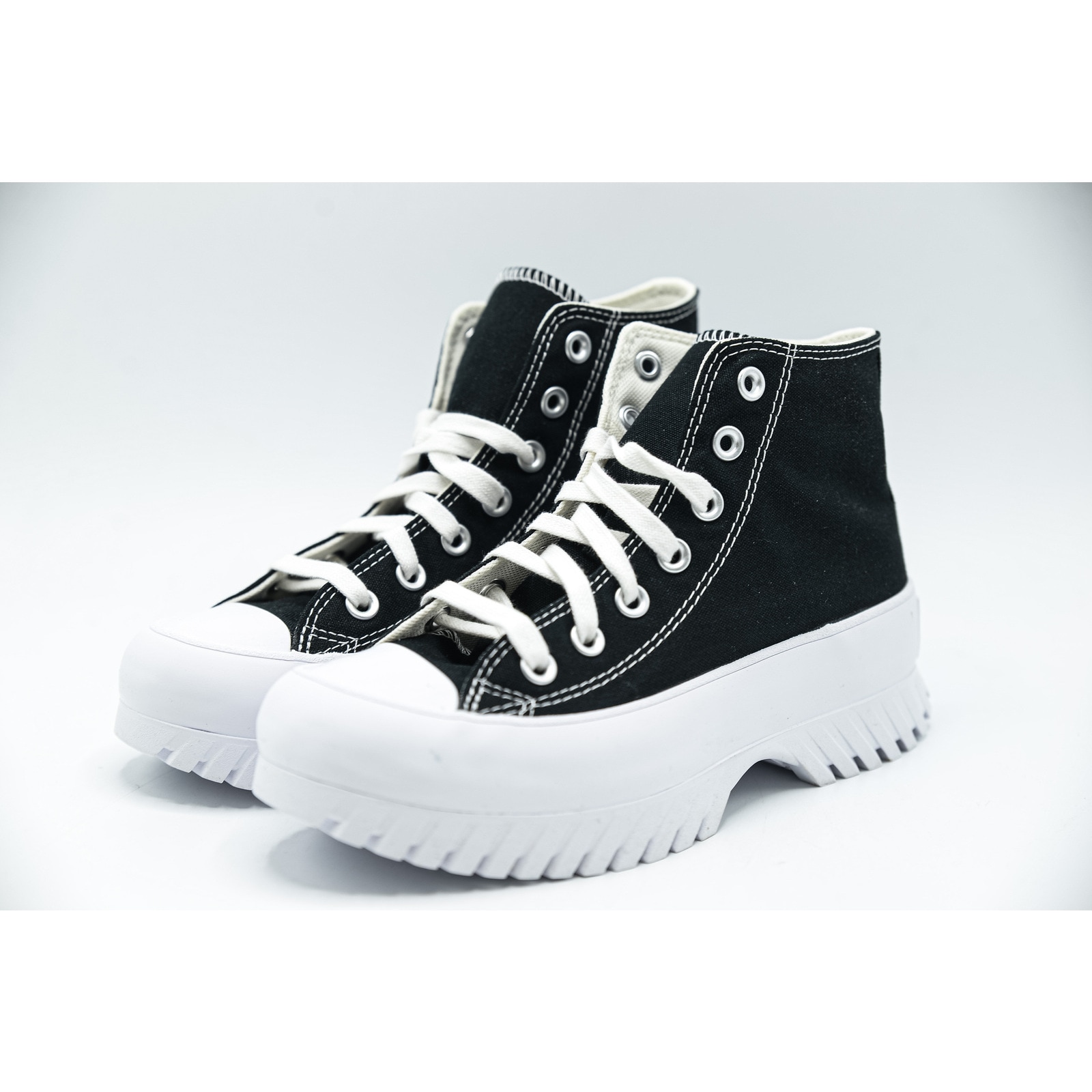 Chuck Taylor All Star Move High