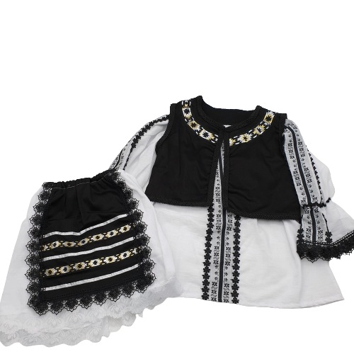 Costum traditional din zona Ardealului pentru fete, 3 ani, 98 cm