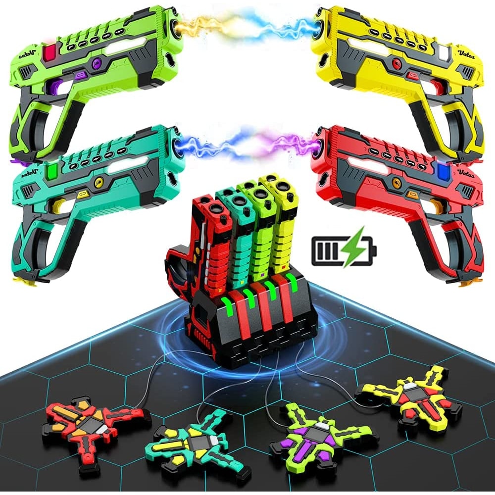 Set pistol infrared Laser Tag cu 4 pistoale reincarcabile, 4 veste, statie de incarcare, pentru interior si exterior, cu functie vibratie si efecte sonore