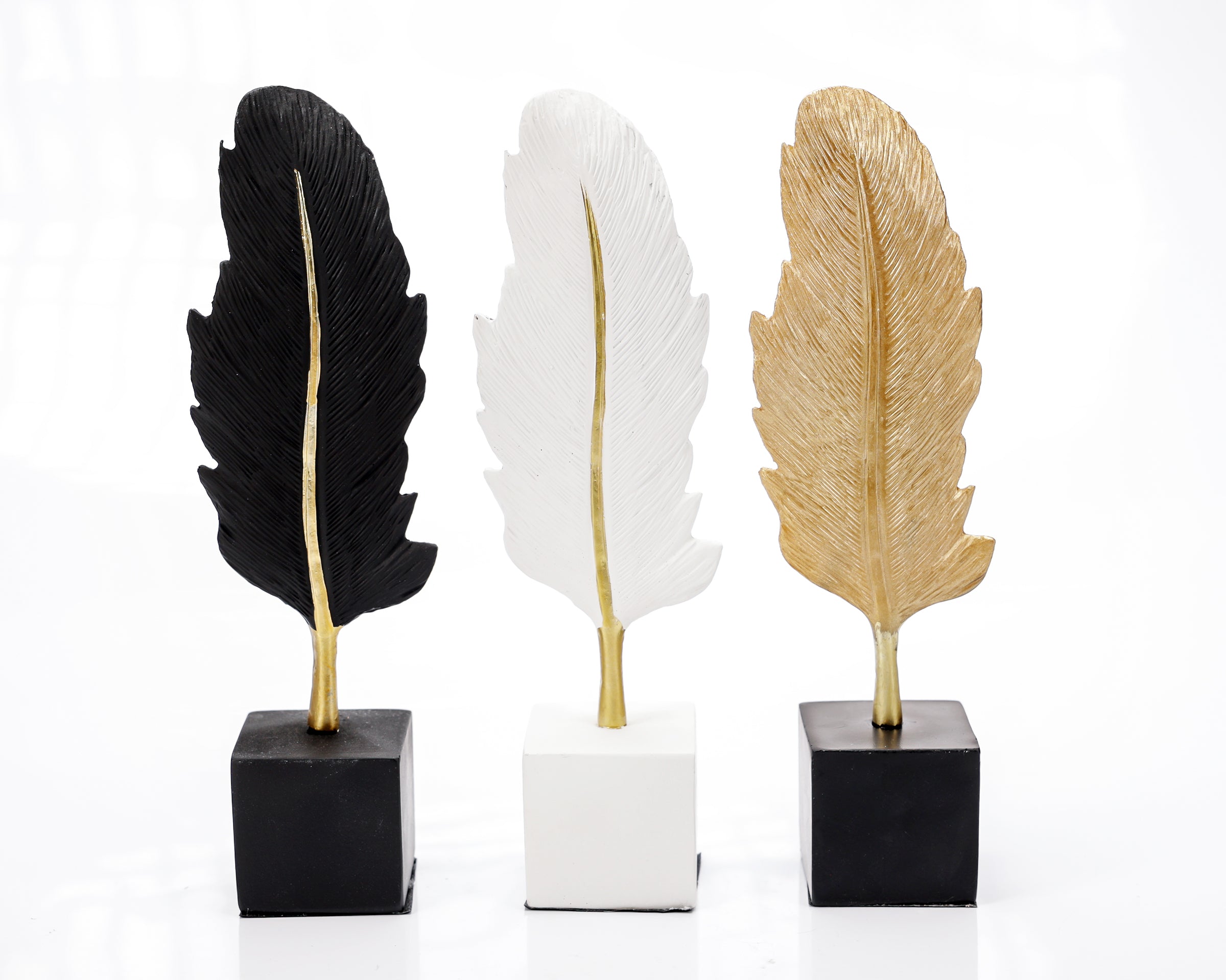 Statueta Ella Home Gold Tree, rasina, 5x5x25 cm