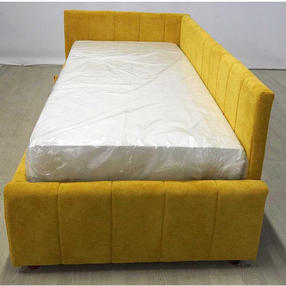 Pat tapitat Sani Loren, 218 x 81 x 108 cm, Mustar