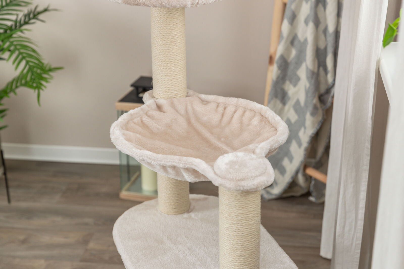  Ansamblu Cat Tree Alessia Trixie, 65x38x114 cm, Gri/Nisipiu, 44473