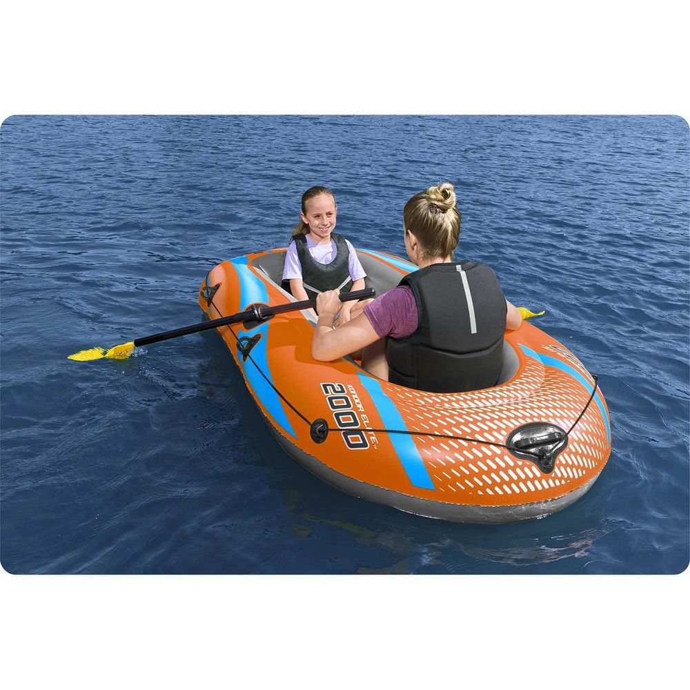Barca gonflabila Bestway, un adult si un copil, 2 vasle din plastic, sarcina maxima 120 kg, pompa cu piston inclusa, 196 x 106 cm