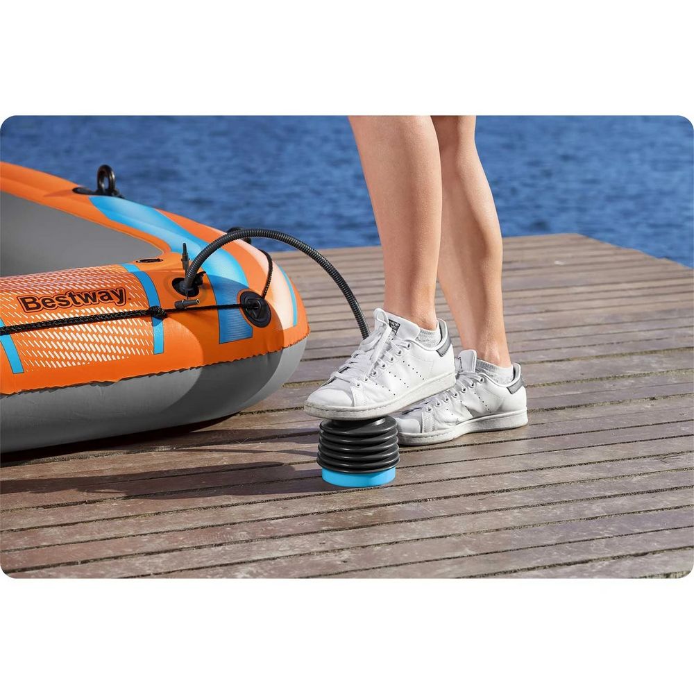 Barca gonflabila Bestway, un adult si un copil, 2 vasle din plastic, sarcina maxima 120 kg, pompa cu piston inclusa, 196 x 106 cm