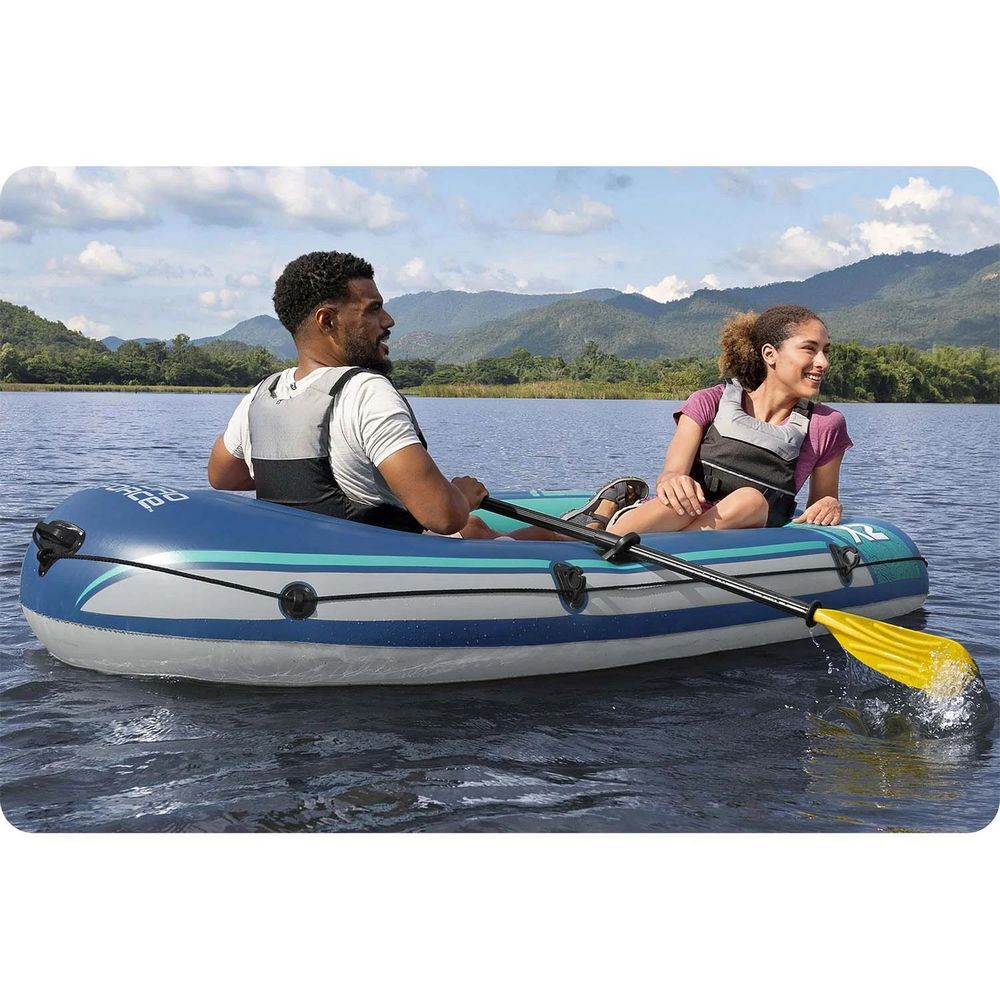 Barca gonflabila Bestway, 3 camere de aer, 2 adulti, 2 vasle din plastic, sarcina maxima 250 kg, pompa cu piston inclusa, 232 x 118 cm, albastra