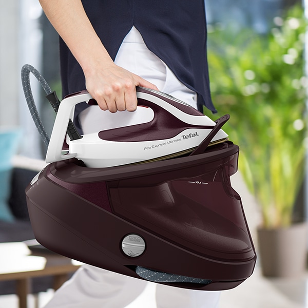 Statie de calcat TEFAL Pro Express Ultimate GV9721E0, 3000W, 600g/min, 1200ml, talpa Durilium, visiniu-alb