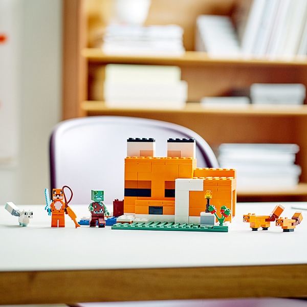 LEGO Minecraft: Vizuina vulpilor 21178, 8 ani+, 193 piese