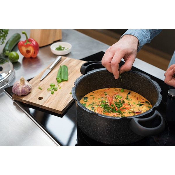 Oala sub presiune TEFAL Clipso Minut Duo P4605134, 5l, 24cm, otel, negru