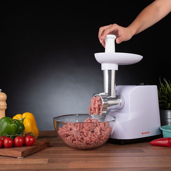 Masina de tocat carne VORTEX VO4019, 0.8kg/min, 1300W, accesoriu carnati, alb
