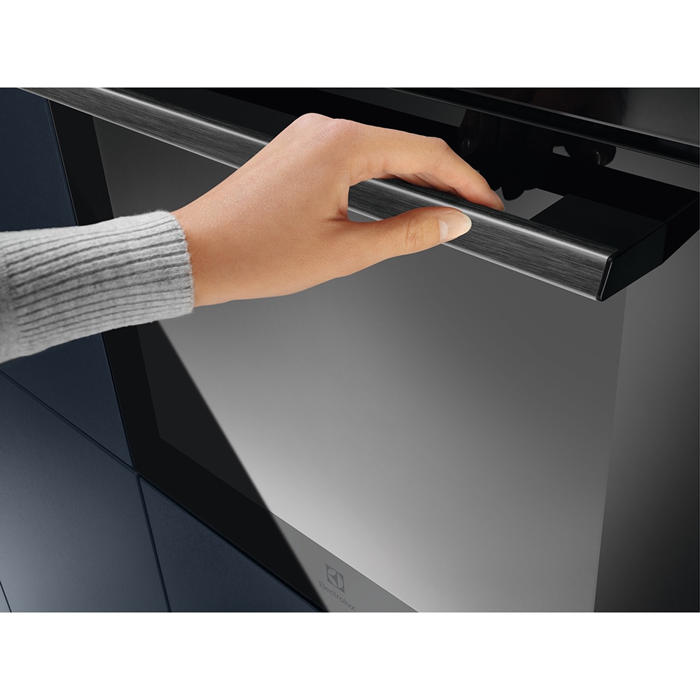 Cuptor incorporabil ELECTROLUX SteamCrisp EOC6H71Z, Electric, Gatire cu abur, 72 l, Clasa A+, negru