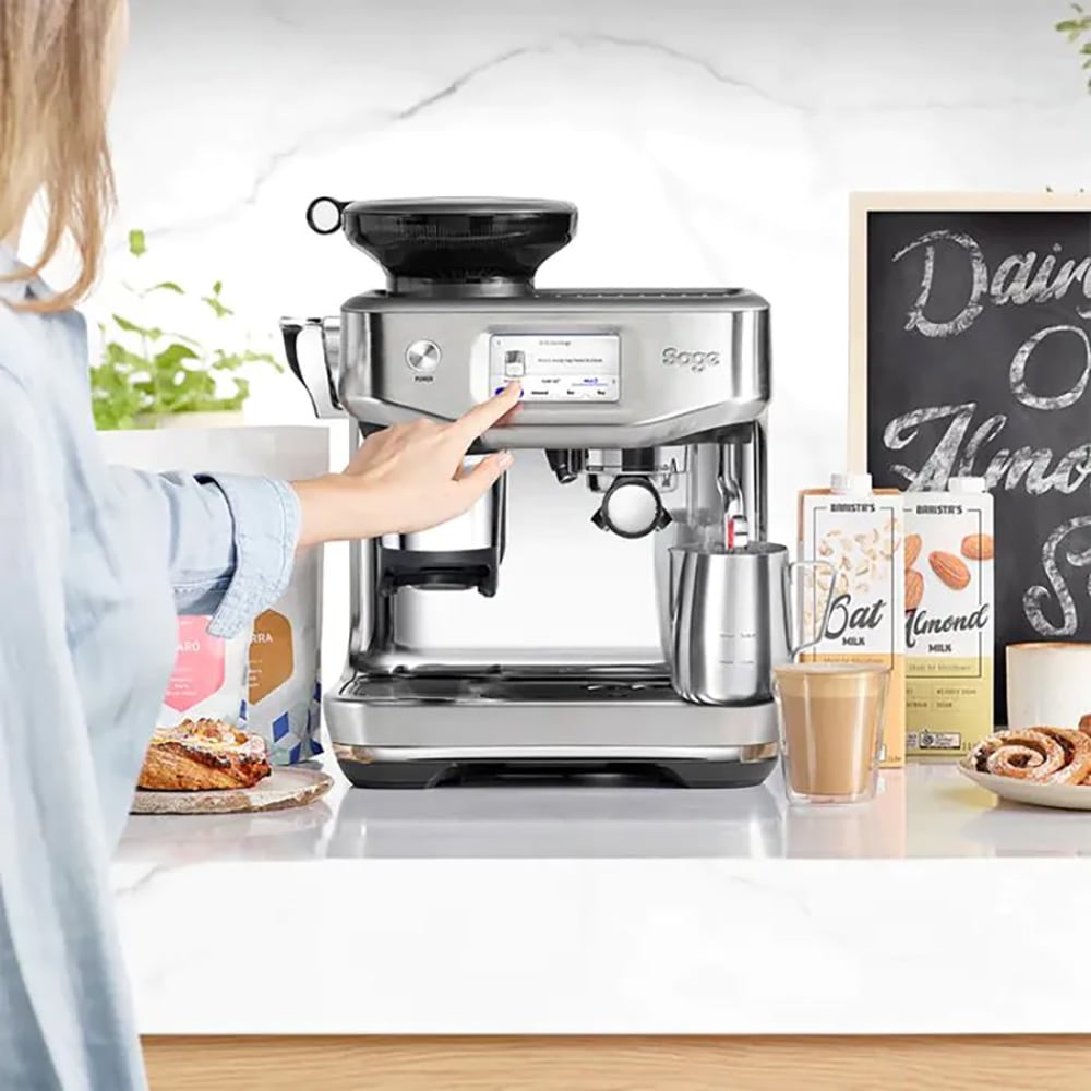 Espressor manual SAGE Barista Touch Impress SES881BSS, 2l, 1850W, 15 bar, sistem termic Thermocoil, argintiu-negru