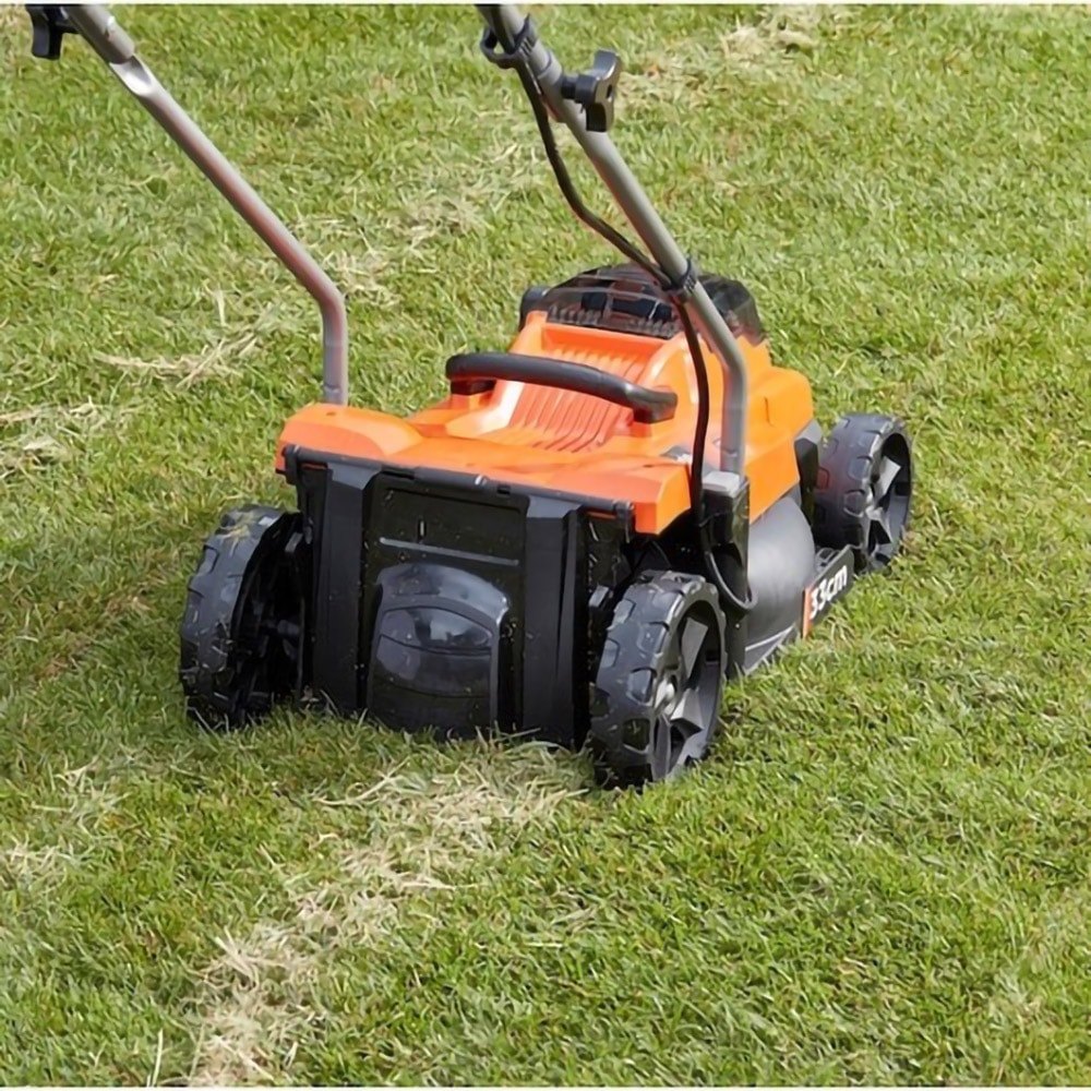 Masina de tuns iarba BLACK&DECKER BCMW3318L2, latime taiere 33 cm, cos 35L, portocaliu-negru