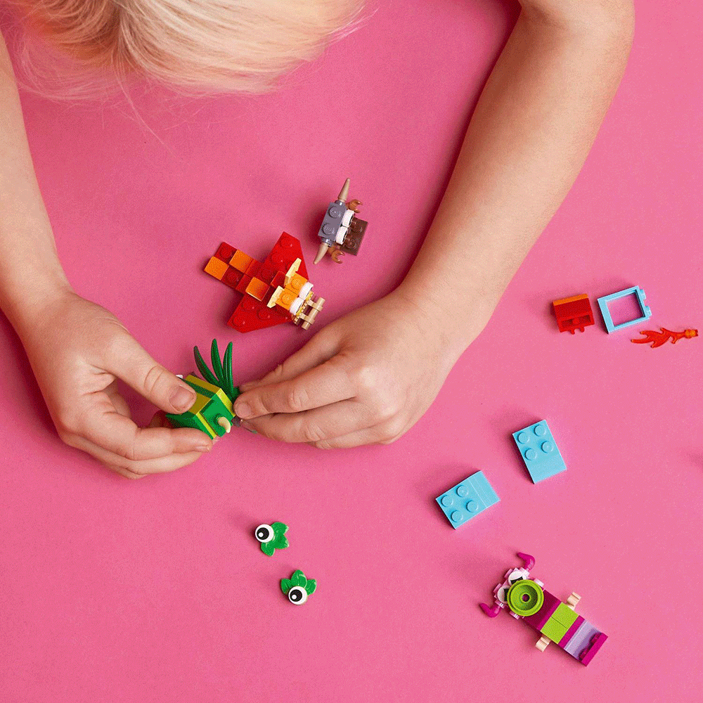 LEGO Classic: Monstri creativi 11017, 4 ani+, 140 piese