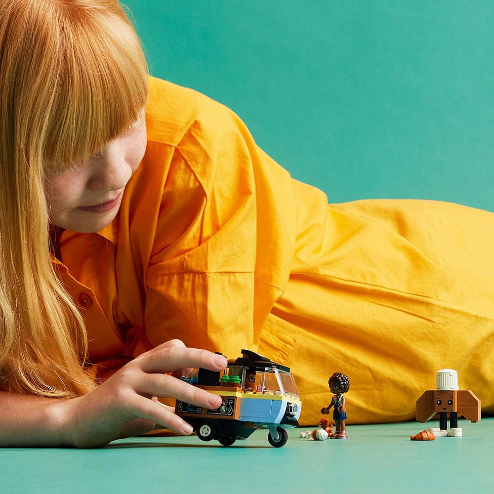 LEGO Friends: Brutaria pe roti 42606, 6 ani+, 125 piese