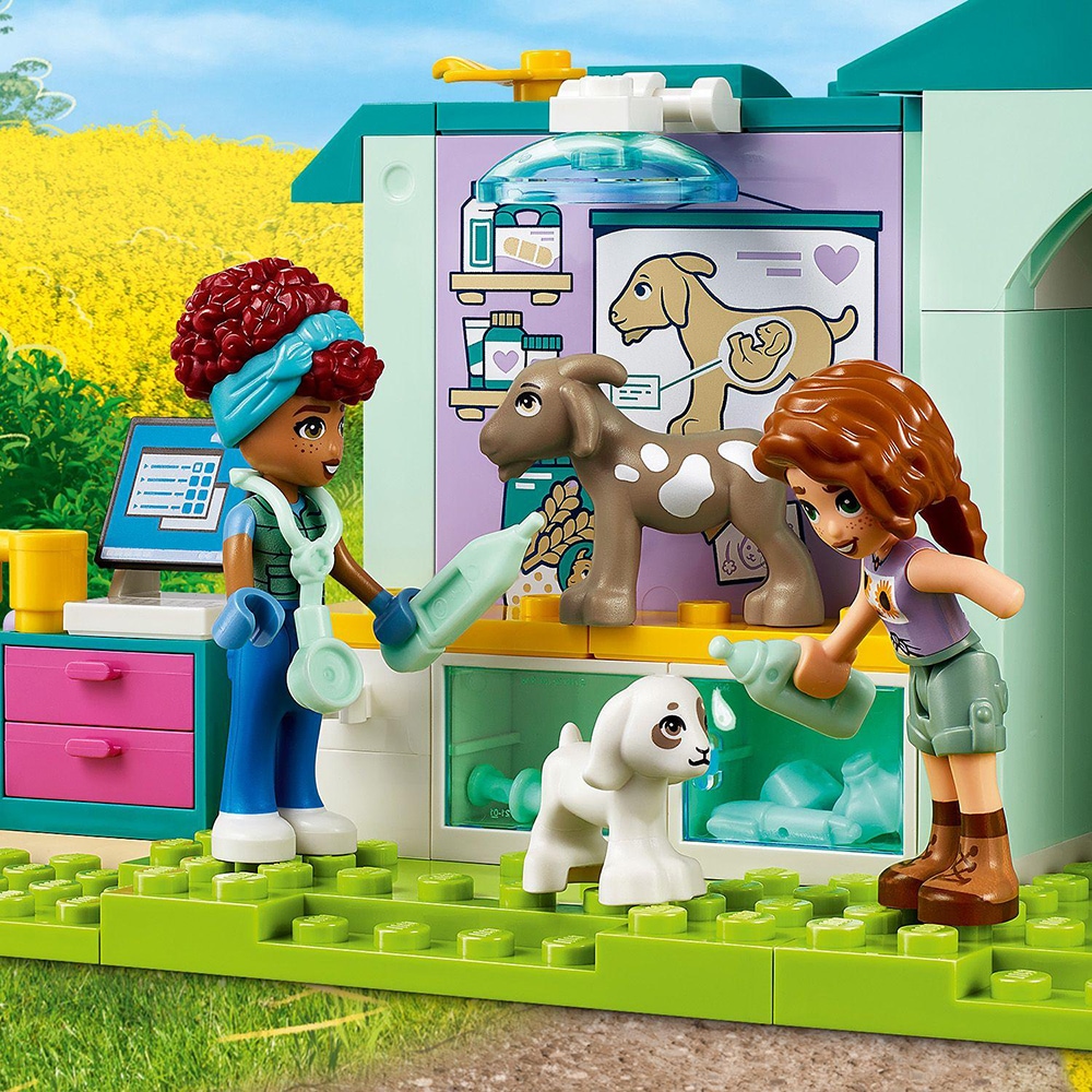 LEGO Friends: Clinica veterinara pentru animale de ferma 42632, 4 ani+, 161 piese