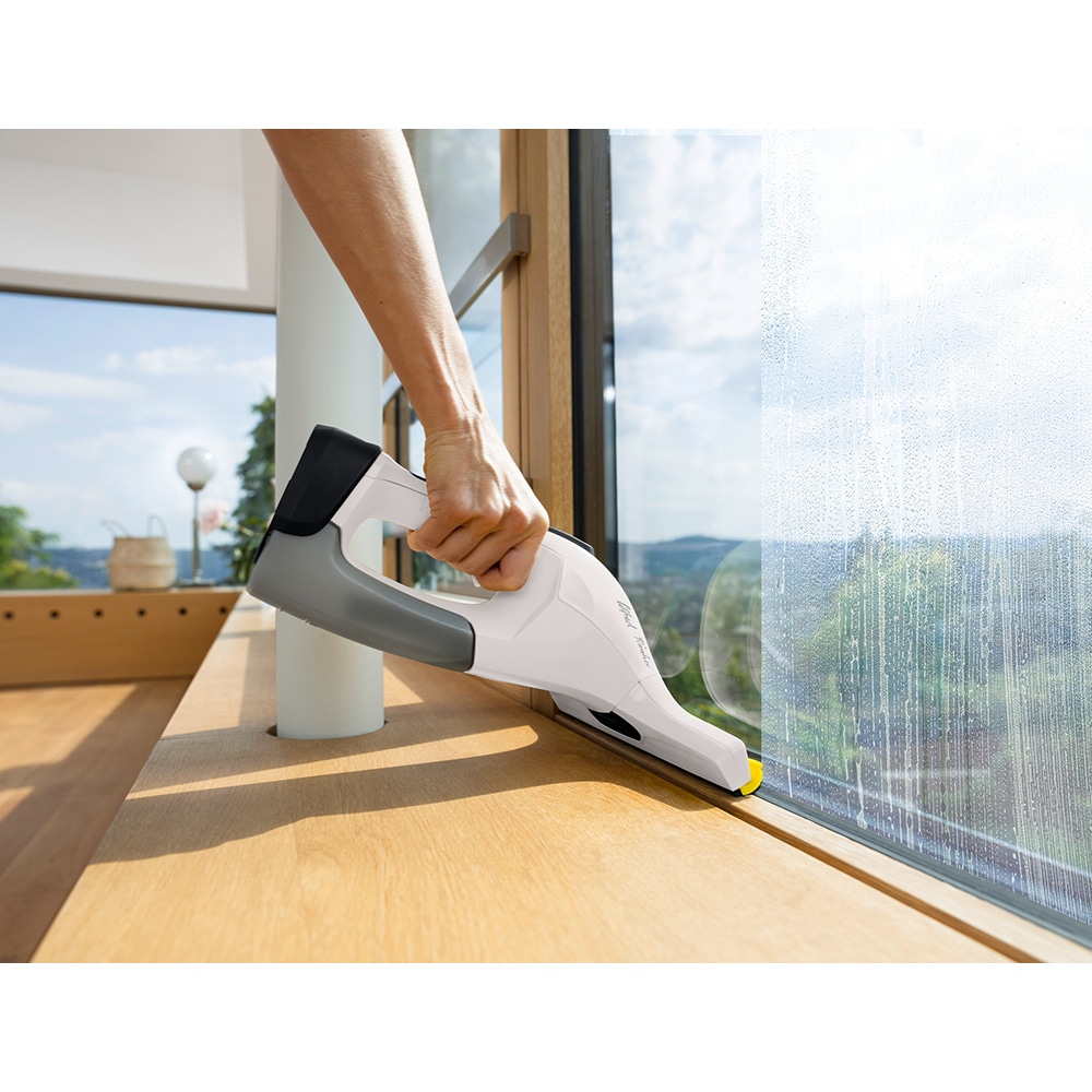 Aspirator geamuri KARCHER WV 7 Signature Line WV7SIGLINEEU, 0.15l, 3.6V, autonomie max 100 min, alb-negru