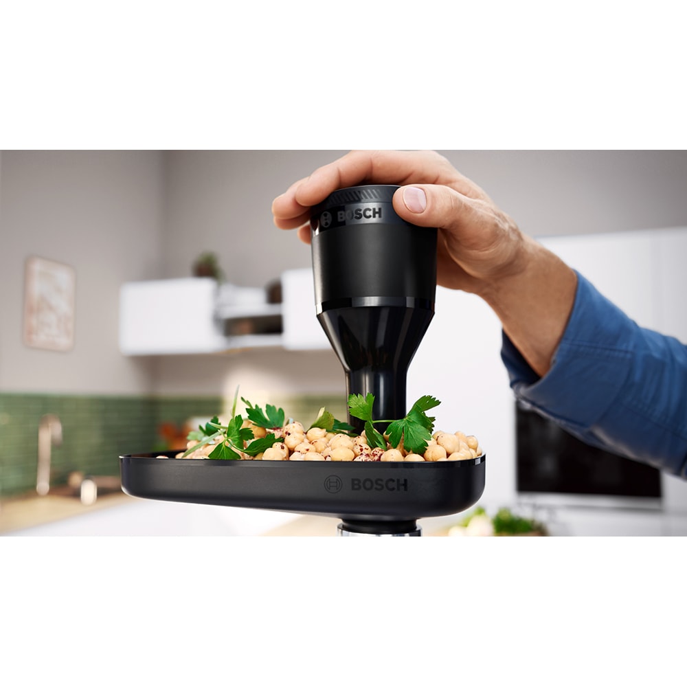 Masina de tocat carne BOSCH Seria 6 MultiPower MFWS640B, 3.5kg/min, 2100W, accesoriu carnati, negru-argintiu