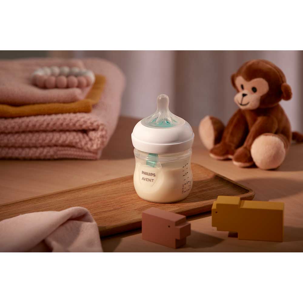 Set 2 biberoane cu dispozitiv anticolici PHILIPS AVENT Natural Response AirFree SCY670/02, flux nou-nascut, 0 luni+, 125ml, alb-verde