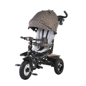 Tricicleta cu copertina detasabila NOVOKIDS jockey trike, cu far luminos si melodii, roti gonflabile din cauciuc, pozitie somn, pedale si maner pentru parinti, scaun reversibil cu rotire 360 grade, beige