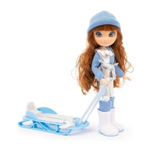 Papusa Giochi Preziosi Unique Eyes Winter Time Sophia cu Saniuta