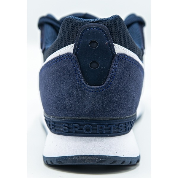 Nike md shop runner 23