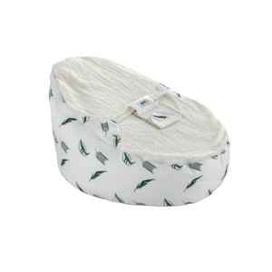 Fotoliu pentru bebelusi cu ham de siguranta Baby Bean Bed (Culoare: Alb)