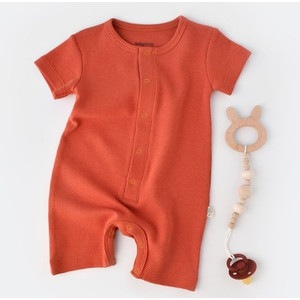 Salopeta cu panataloni scurti - 100% bumbac organic - Scortisoara, Baby Cosy (Marime: 6-9 luni)
