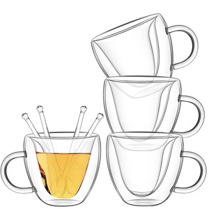 Set 4 cani cu pereti dubli si 4 lingurite, Quasar & Co., 250 ml, interior forma inima, termorezistenta, transparent