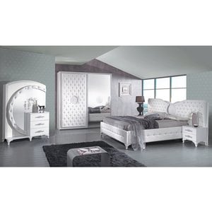 Dormitor Antalia, alb/argintiu, pat 267x210 cm, dulap cu 2 usi culisante, 2 noptiere, comoda