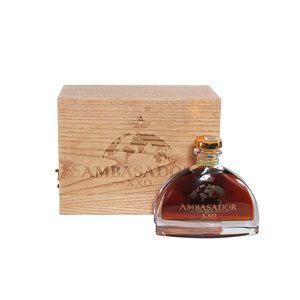 Aroma Aambasador Laetitia Cutie - 40 ANI 40%
