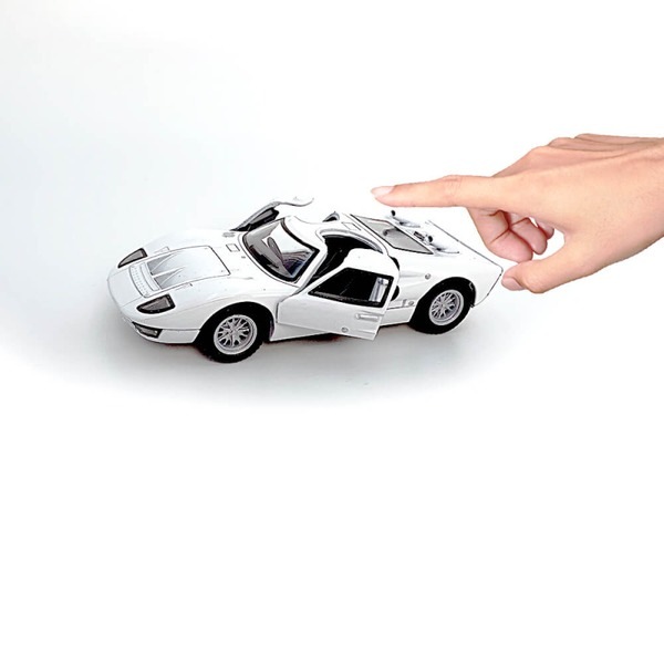 Masinuta diecast Ford GT40 MKII 1966 Alb