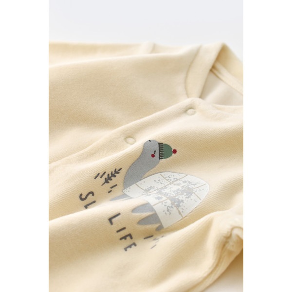 Set Broscuta cu salopeta si body din 80%bumbac organic si 20% poliester - Crem, Baby Cosy (Marime: 3-6 Luni)