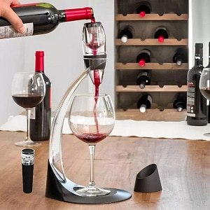Decantor vin cu suport arcuit Mindblower, usor si comod de folosit, husa pentru pastrare, design inteligent si elegant, filtru pentru depuneri, baza antipicurare