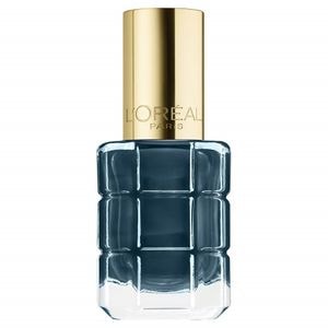 Lac de unghii L'Oreal Paris Color Riche Vernis a L'Huile cu microuleiuri pretioase, Cobalt Idencent Nr 670, 13,5 ml