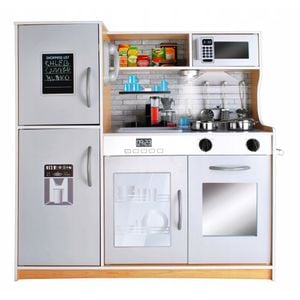 Bucatarie de lemn Five Star Chef, Echipata cu frigider, Telefon, Cuptor cu microunde, Chiuveta, Masina de spalat, Confectionata din lemn de inalta calitate, Dotata cu o lampa functionala si cu o multitudine de ustensile