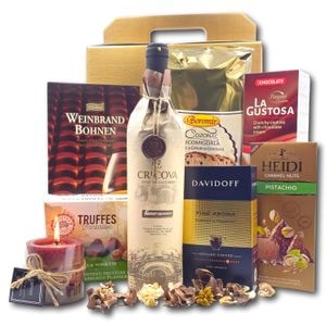Cos cadou asortat, CADOURI PREMIUM, model Feelings, cu vin rosu Cricova, cafea Davidoff si o selectie de dulciuri pentru sarbatori de poveste