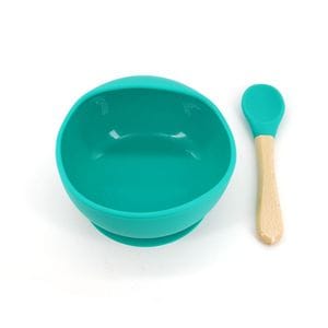 Set 2 piese diversificare bebelusi si copii din silicon eMazing, bol cu ventuza, lingurita din lemn si silicon, verde