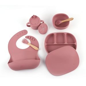 Set hranire pentru bebelusi Giftry, Din silicon, Baveta, bol cu ventuza, farfurie compartimentata, lingura si furculita, cana gustari, Fara alergeni, Dark pink