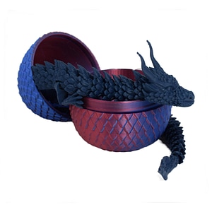Figurina Sani, Dragon in Ou 90 x 115 mm, Albastru, Rosu, Albastru inchis