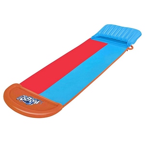Tobogan de apa Bestway, gonflabil, realizat din PVC, cu conexiune la un furtun de gradina, 2 persoane, lungimea de 488 cm, rosu si albastru