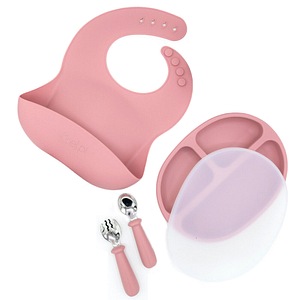 Set diversificare pentru bebelusi si copii, Farfurie silicon cu tacamuri si baveta Elpi, Flamingo, 4 piese, 6 luni, fara parabeni