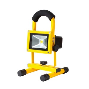 Proiectoare Led Si Lampi De Lucru