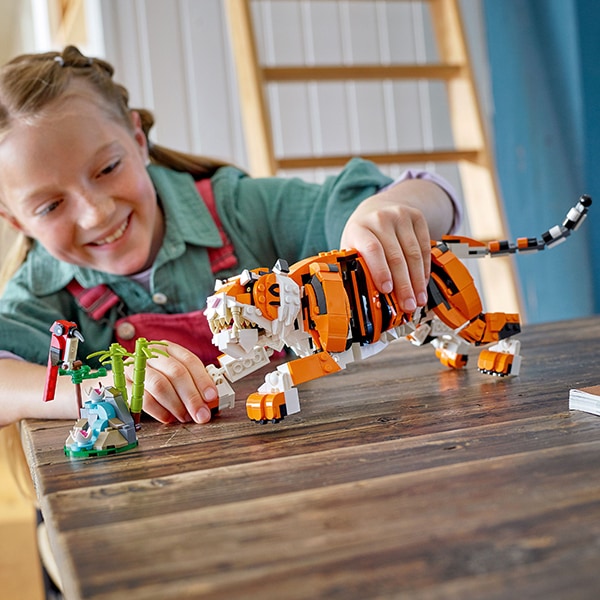 LEGO Creator: Maretul tigru 31129, 9 ani+, 755 piese