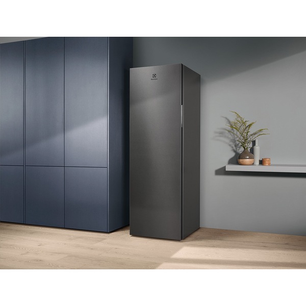 Congelator ELECTROLUX LUT5NF28U0, 280 l, H 186 cm, Clasa F, inox