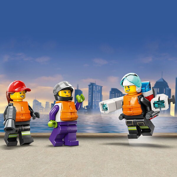 LEGO City: Barca de salvare a pompierilor 60373, 5 ani+, 144 piese