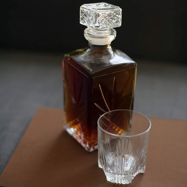 Set Whisky BORMIOLI Selecta: 6 pahare 0.285l, decantor, 1l, sticla